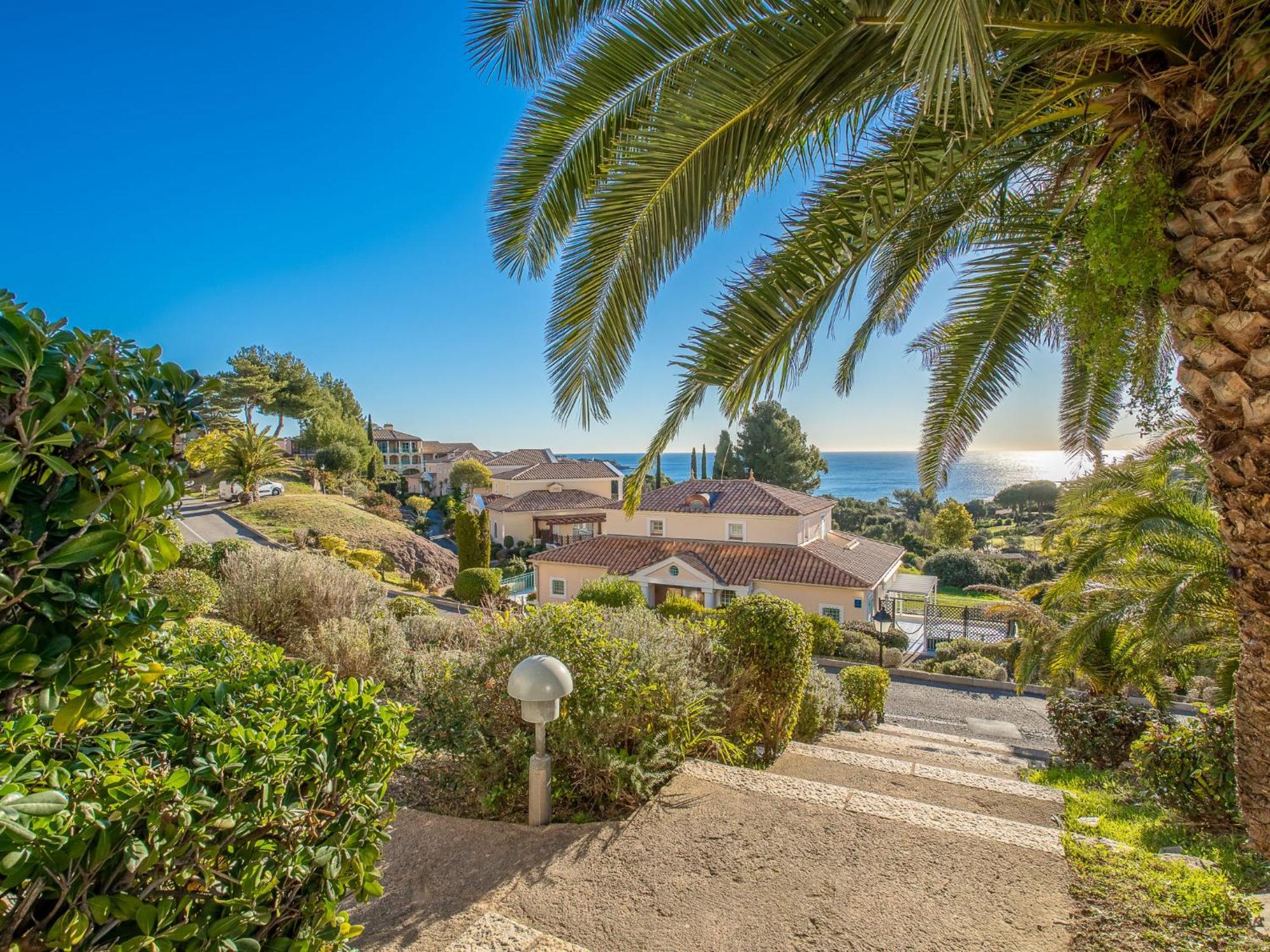 Apartment Village Cap Esterel - Le Village-81 By Interhome Saint-Raphaël エクステリア 写真
